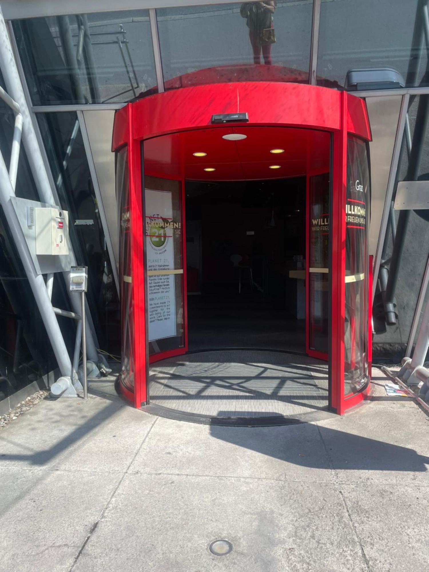 Отель Best In Hosting Graz - Self Check In Экстерьер фото